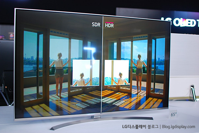 ▲에서 선보인 HDR 기술을 지원하는 LG 슈퍼 울트라HD TV