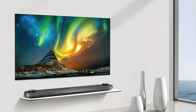 벽과 하나 된 듯한 디자인의 LG 시그니처 OLED TV W (출처: LG전자 웹사이트)