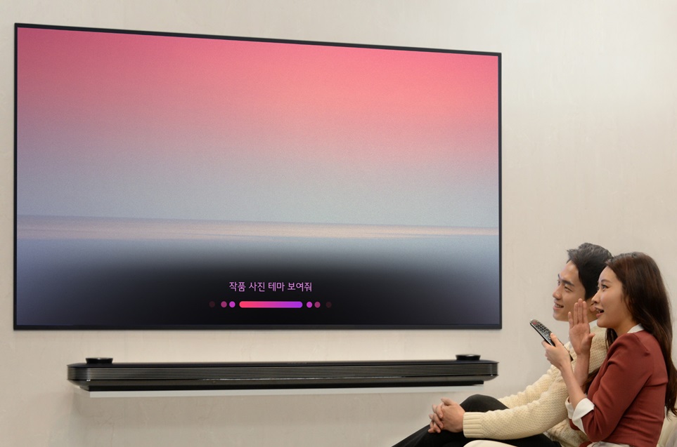 AI를 탑재해 새로운 TV 경험을 제공하는 ‘LG 씽큐 TV’ (이미지 출처: LG전자 블로그)