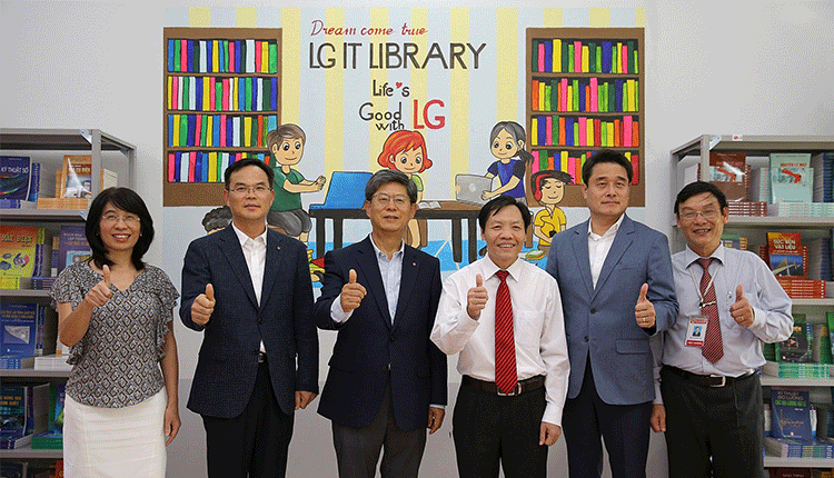 LG디스플레이, LG전자-LG이노텍과 함께 베트남 소외계층 청소년 자립 지원 나서
