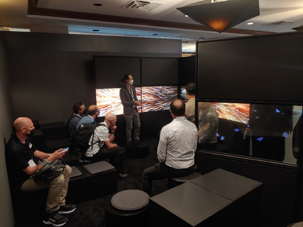 [OIF 2022] Visitors enjoy LG Display’s OLED technology at OIF 2022