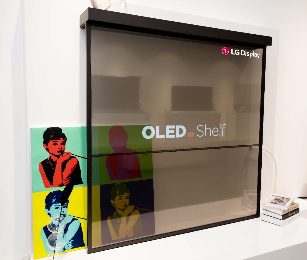[CES 2022] OLED Shelf (1)