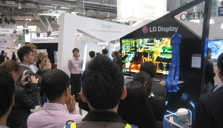55인치 Full HD 3D OLED TV,SID 2012 최고의 제품으로 선정